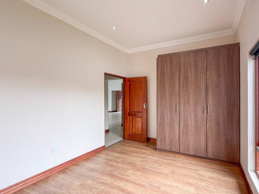 4 Bedroom Property for Sale in The Islands Estates North West